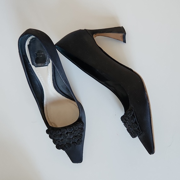 CHRISTIAN DIOR | Rosette heels black satin sz 39.5 - Picture 1 of 8